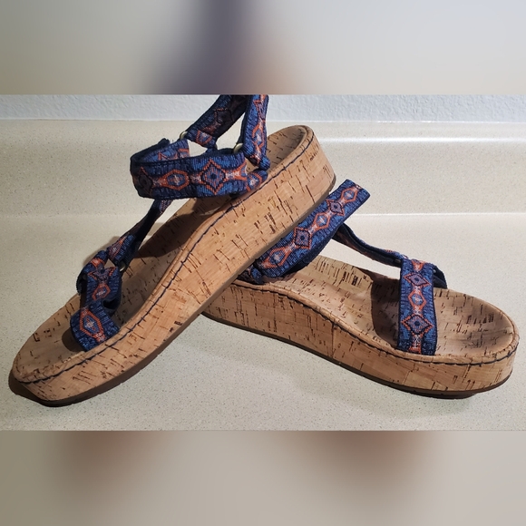🔥 BORN Sirena Sandals – Size 8 – Navy/Orange – Cork‎ Footbed 🔥 - Picture 3 of 6